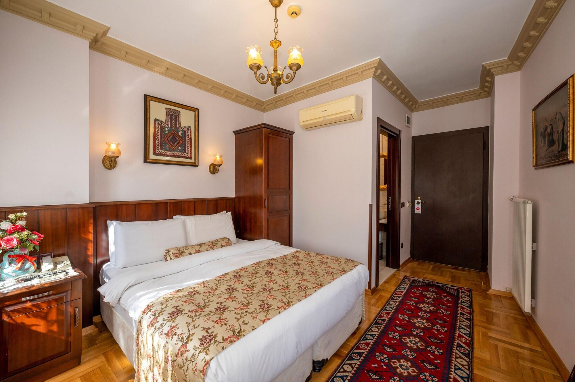 Osmanhan Hotel Istanbul Exterior photo