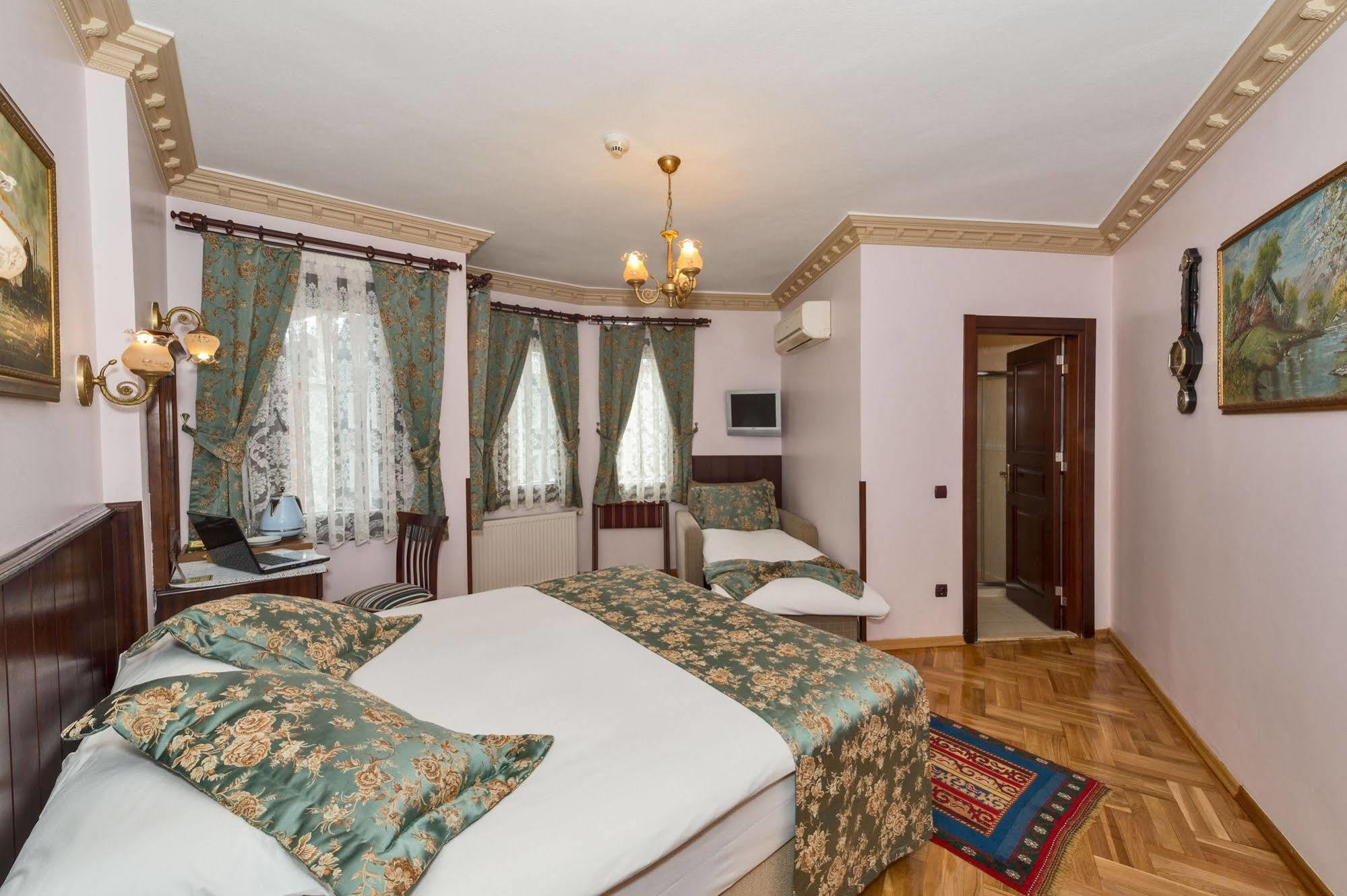 Osmanhan Hotel Istanbul Exterior photo